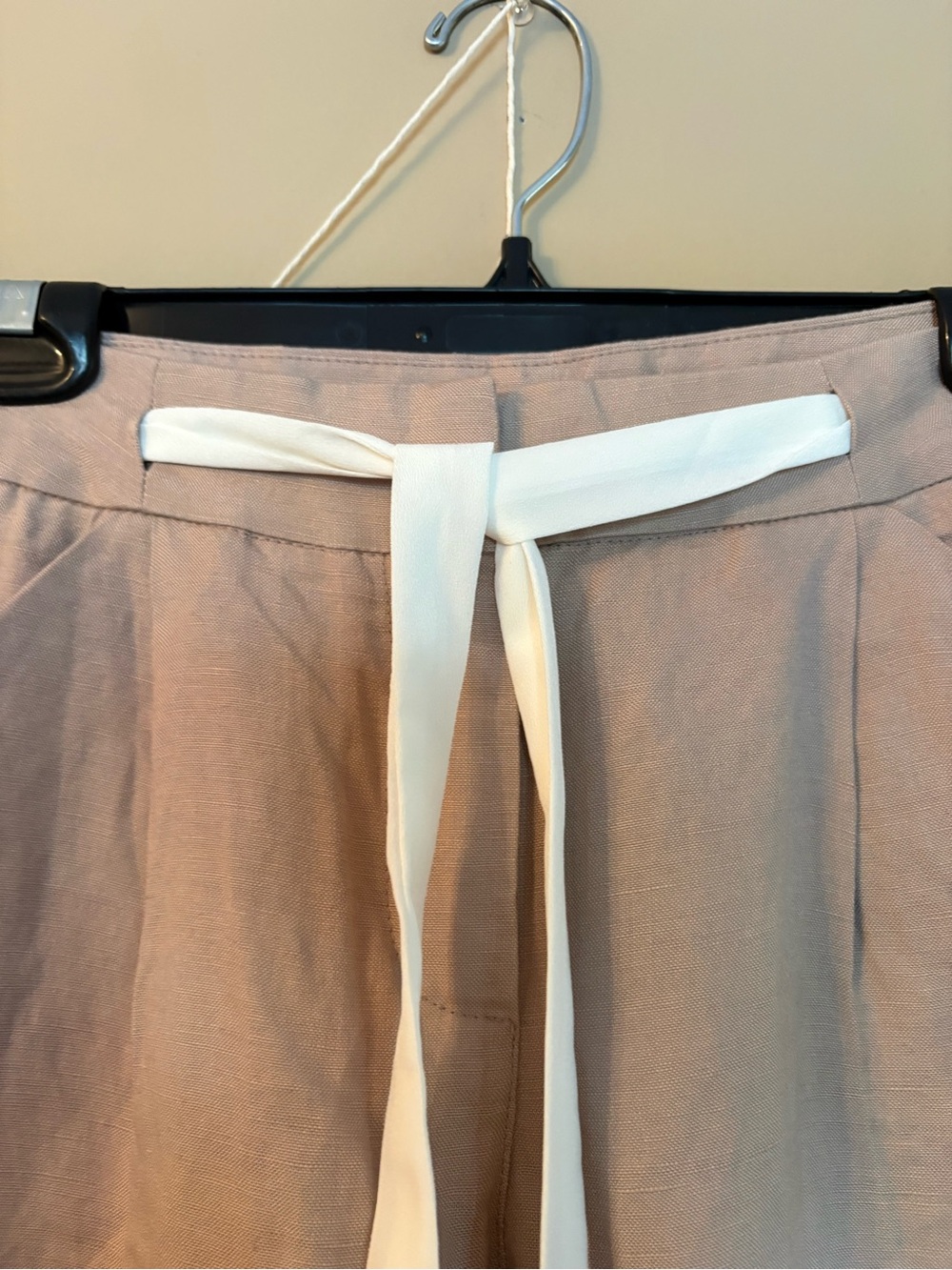 Black Tape Cropped Drawstring Linen-Blend Pants in Pinky-Taupe - Picture 3 of 12